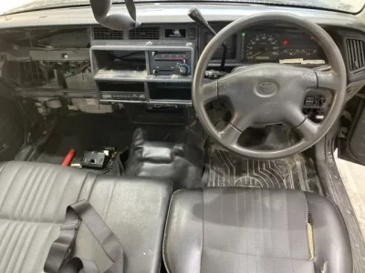 Toyota CROWN COMFORT