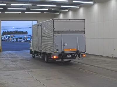 Mitsubishi FUSO FIGHTER