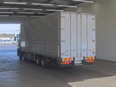 Mitsubishi SUPER GREAT