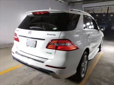 Mercedes-Benz ML CLASS