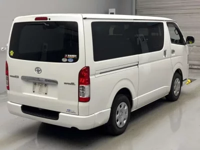 Toyota REGIUS ACE VAN
