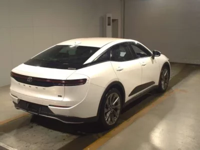 Toyota CROWN CROSSOVER