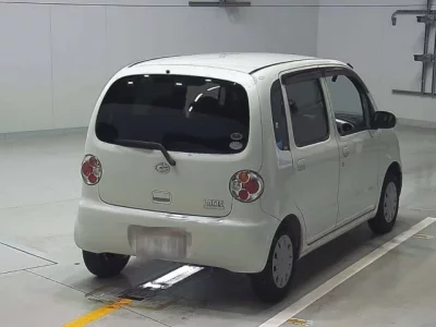 Daihatsu MOVE LATTE