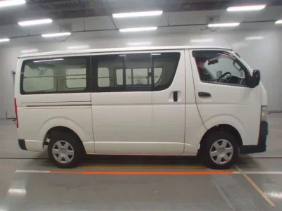 Toyota REGIUS ACE VAN