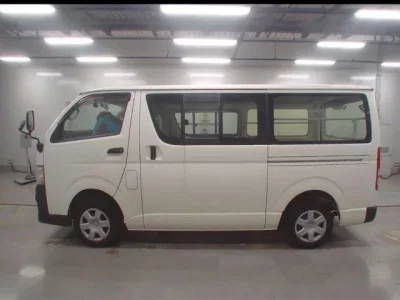 Toyota REGIUS ACE VAN
