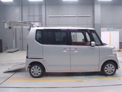 Honda N BOX PLUS