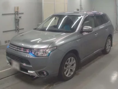 Mitsubishi OUTLANDER PHEV