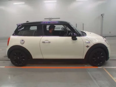 BMW MINI
