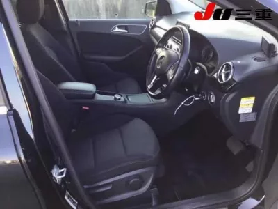 Mercedes-Benz B CLASS