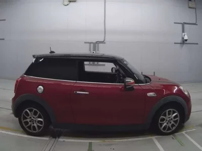 BMW MINI