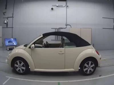 Volkswagen NEW BEETLE
