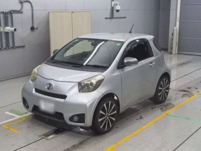 Toyota IQ