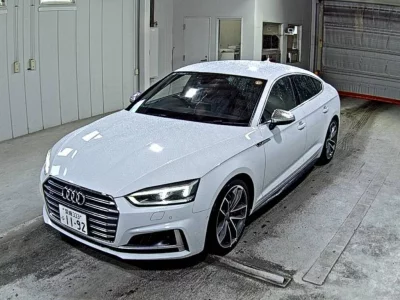 Audi S5