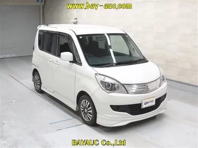 Mitsubishi DELICA D2