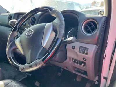 Nissan CARAVAN VAN