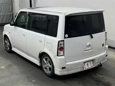 Toyota BB