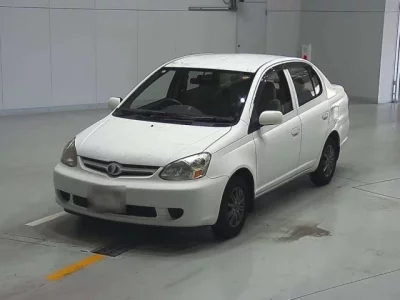 Toyota PLATZ