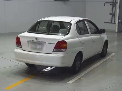 Toyota PLATZ