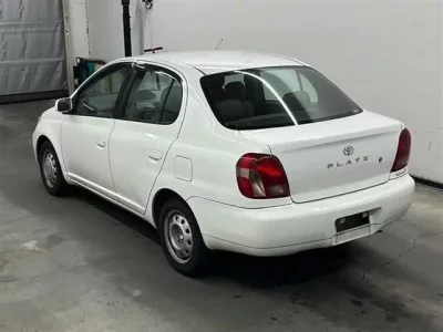Toyota PLATZ