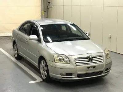 Toyota AVENSIS SEDAN