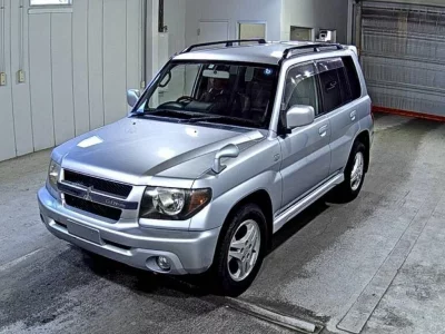 Mitsubishi PAJERO IO