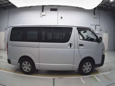 Toyota REGIUS ACE VAN