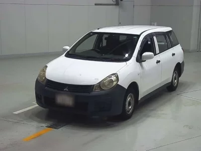 Mitsubishi LANCER VAN