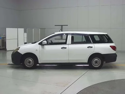 Mitsubishi LANCER VAN