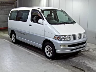 Toyota HIACE REGIUS