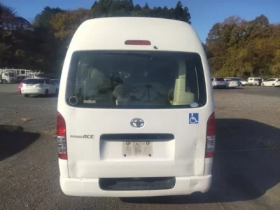 Toyota REGIUS ACE VAN