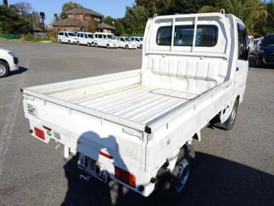Nissan CLIPPER TRUCK