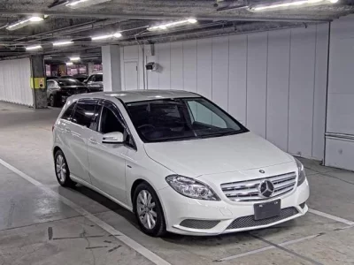 Mercedes-Benz B CLASS