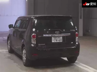 Toyota COROLLA RUMION