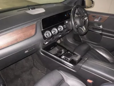 Mercedes-Benz B CLASS