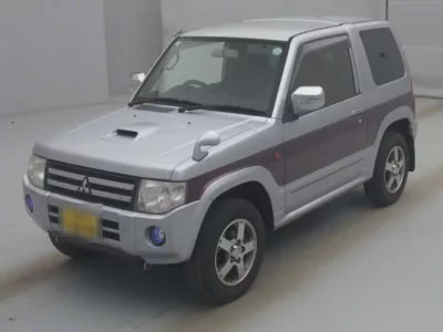 Mitsubishi PAJERO MINI