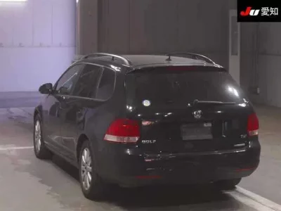 Volkswagen GOLF VARIANT