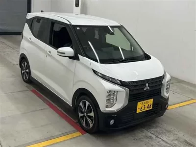 Mitsubishi EK X
