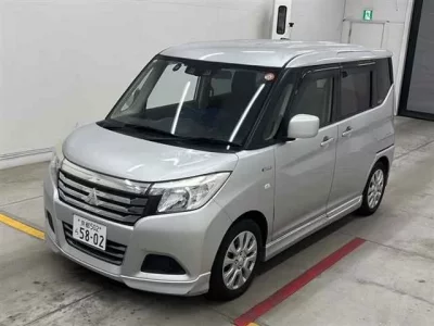 Mitsubishi DELICA D2