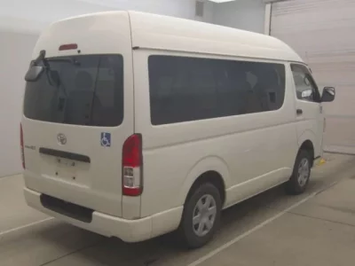 Toyota REGIUS ACE VAN