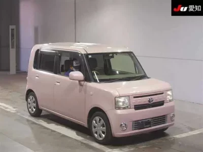 Toyota PIXIS SPACE