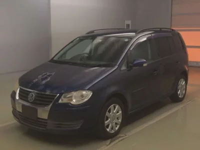 Volkswagen GOLF TOURAN
