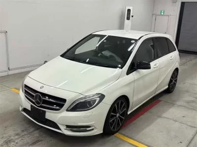 Mercedes-Benz B CLASS