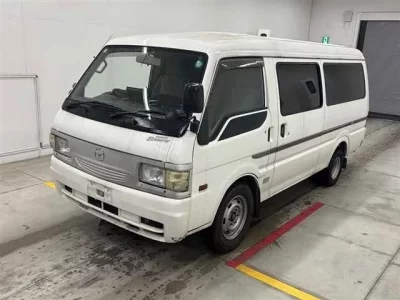 Mazda BONGO BRAWNY VAN