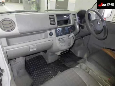 Mitsubishi MINICAB VAN