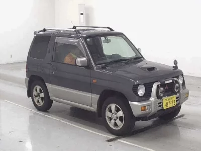 Mitsubishi PAJERO MINI