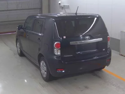 Toyota COROLLA RUMION