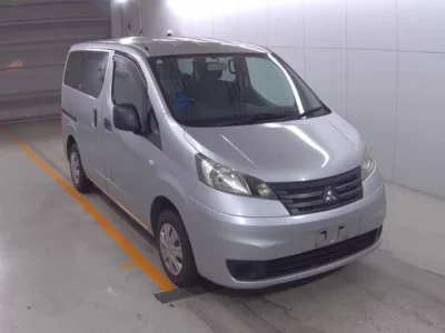 Mitsubishi DELICA