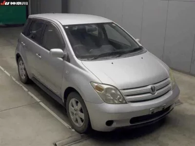 Toyota IST