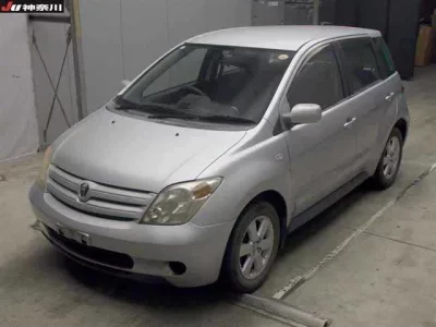 Toyota IST