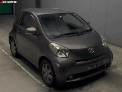 Toyota IQ